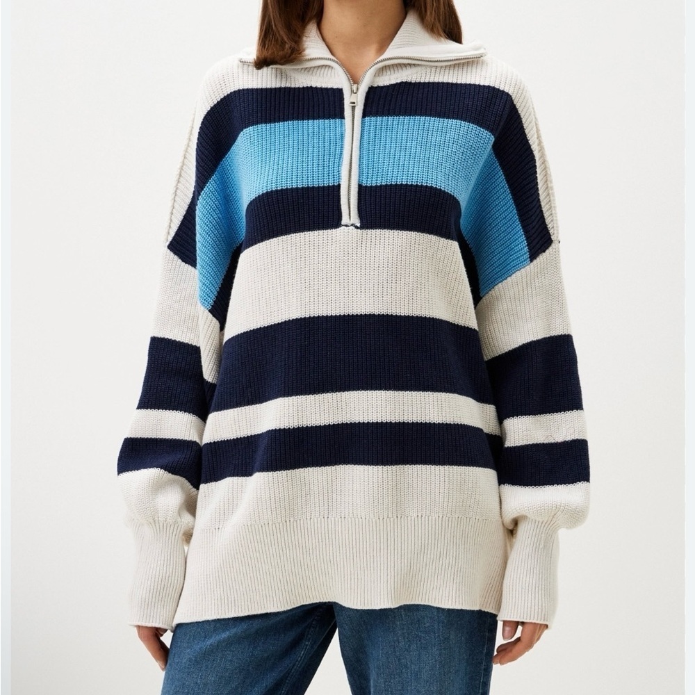 Aerie Navy and Blue Striped Women's Sweater